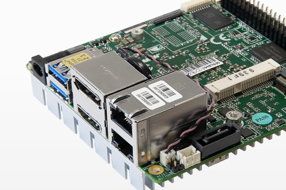 Innovations from Aaeon with Apollo Lake Intel® Celeron ™
