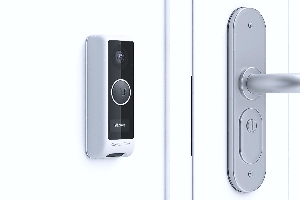 UVC-G4-DOORBELL &#8211; HD streaming doorbell camera with display