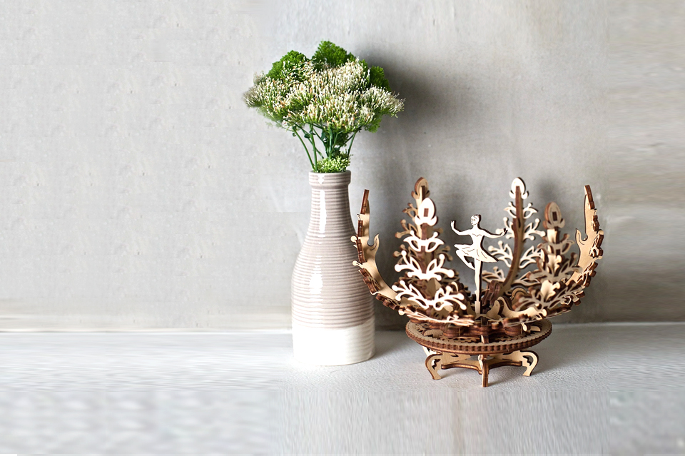 Beitragsbild mechanische Blume - Mechanical flower The mechanical flower from Ugears – elegance meets technology
