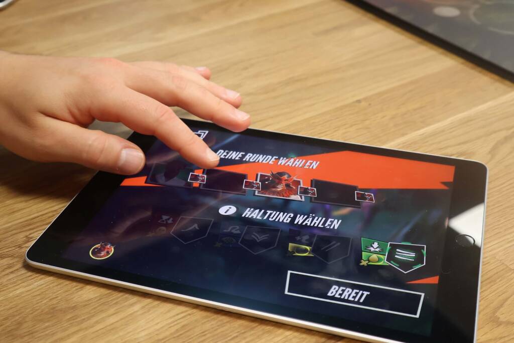 Teburu The Bad Karmas App Erfahrungsbericht: „The Bad Karmas“ – Unser Abend mit dem Teburu-Board
