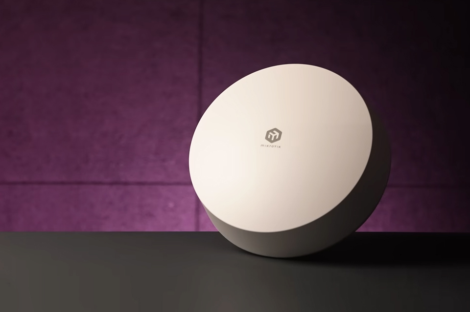 Beitragsbild atl 5g r16 2 - ATL 5G R16 MikroTik ATL 5G R16 – Richtantenne, Reichweite, Redundanz: das Outdoor-5G-Powerpaket
